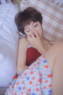 俄罗斯姑娘在小城
